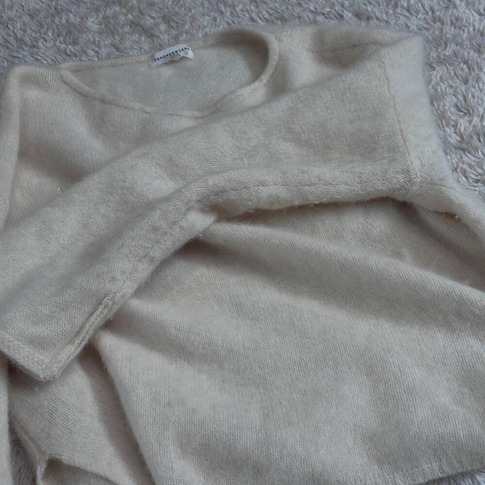 Tomorrowland Womens Small Brushed Cashmere Flared Sleeve Cream Crewneck Sweater - Picture 9 of 9